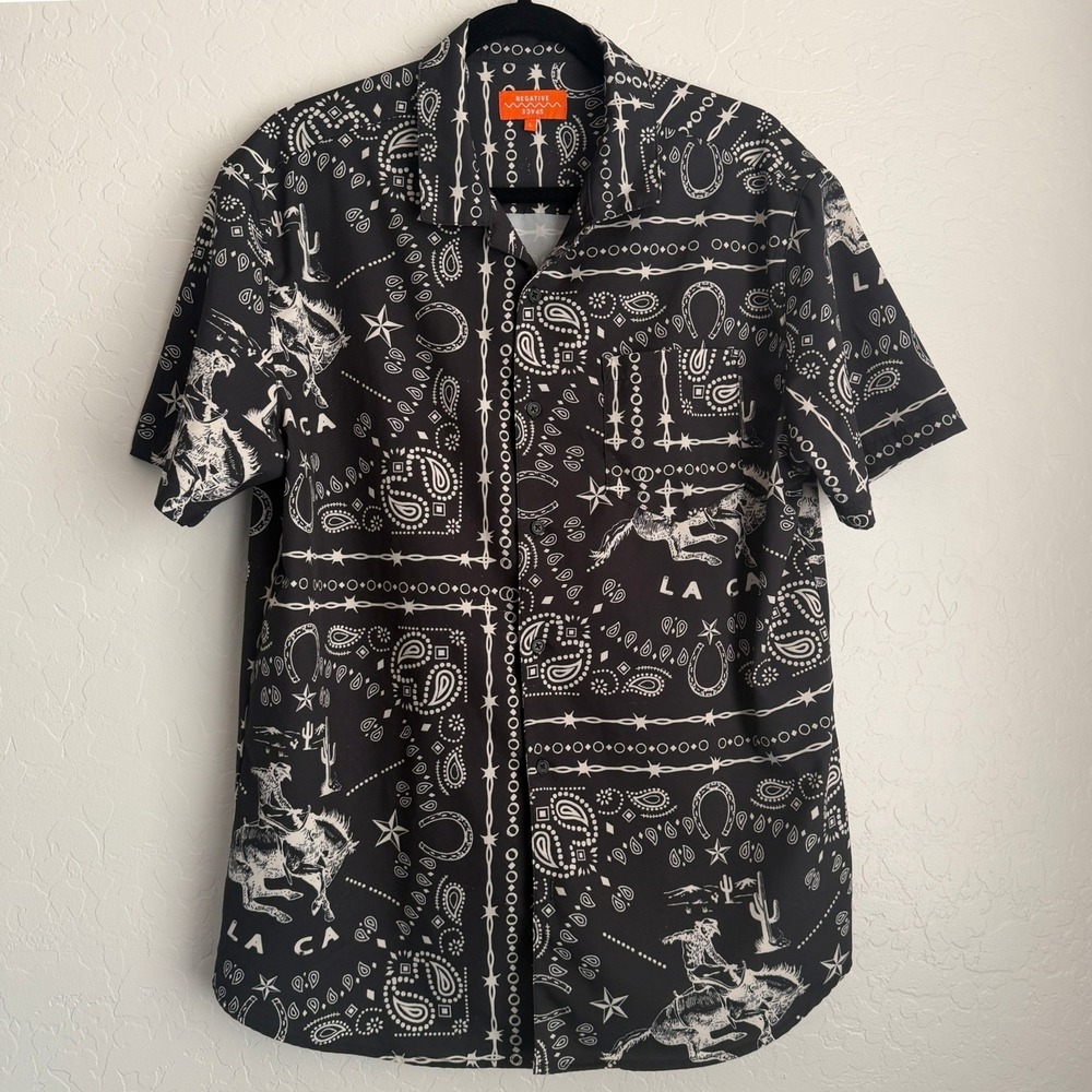 Negative Space Men's Western Cowboy Horse Paisley Short Sleeve Shirt Black Large